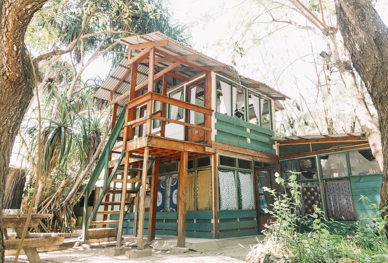 Hostel Mikadi Beach Camp&Backpackers Daressalam Exterior foto